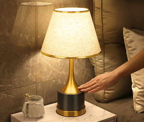 Contemporary gold table online lamp