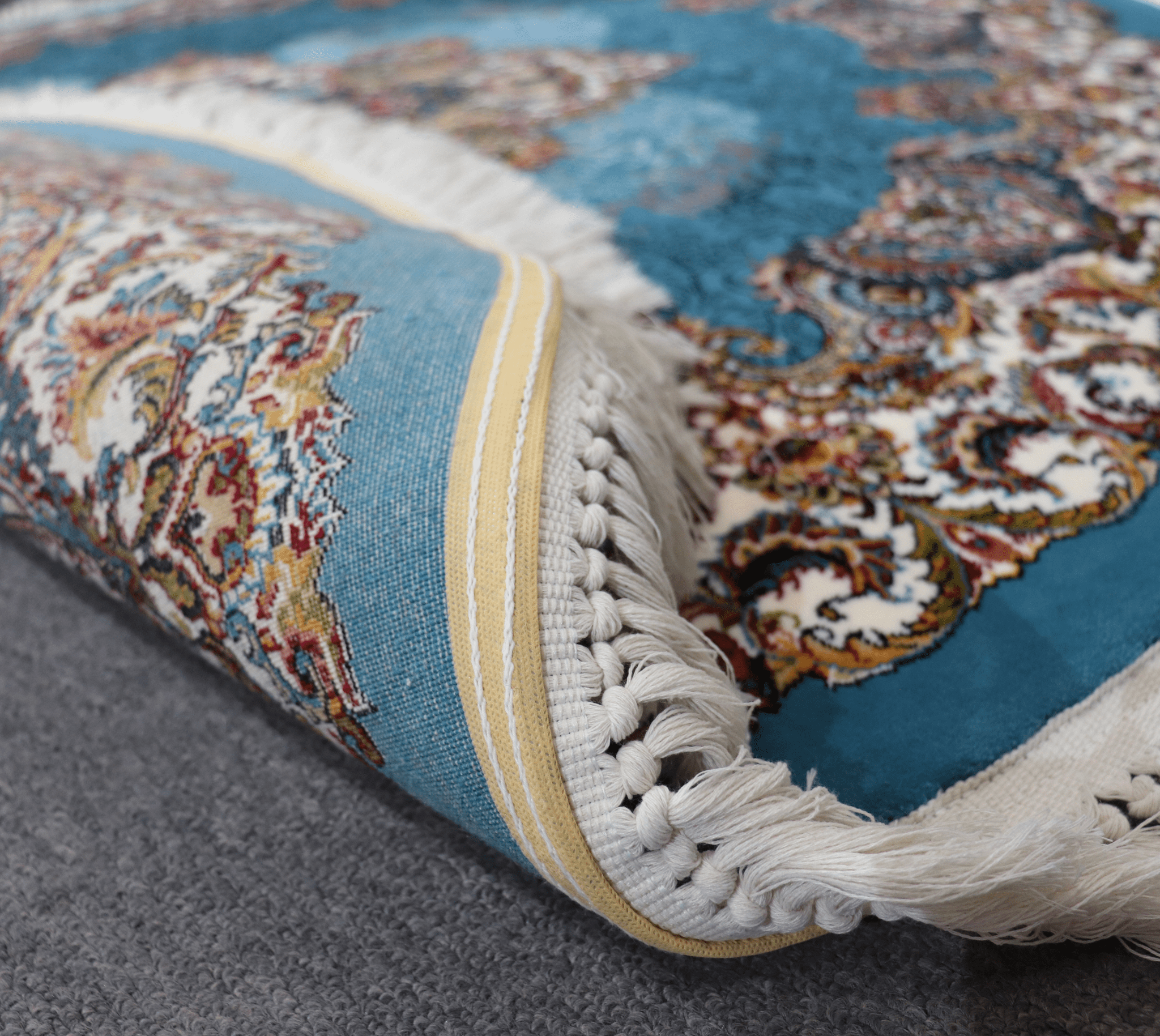 Zomorod 25050 Blue Round Traditional Rug - Quality Rugs and Furniture