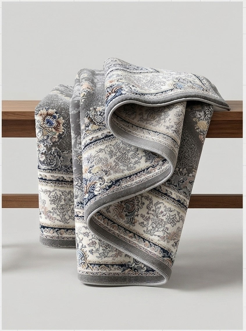 Kamand Traditional Persian Area Rug Smoky - Quality Rugs and Furniture