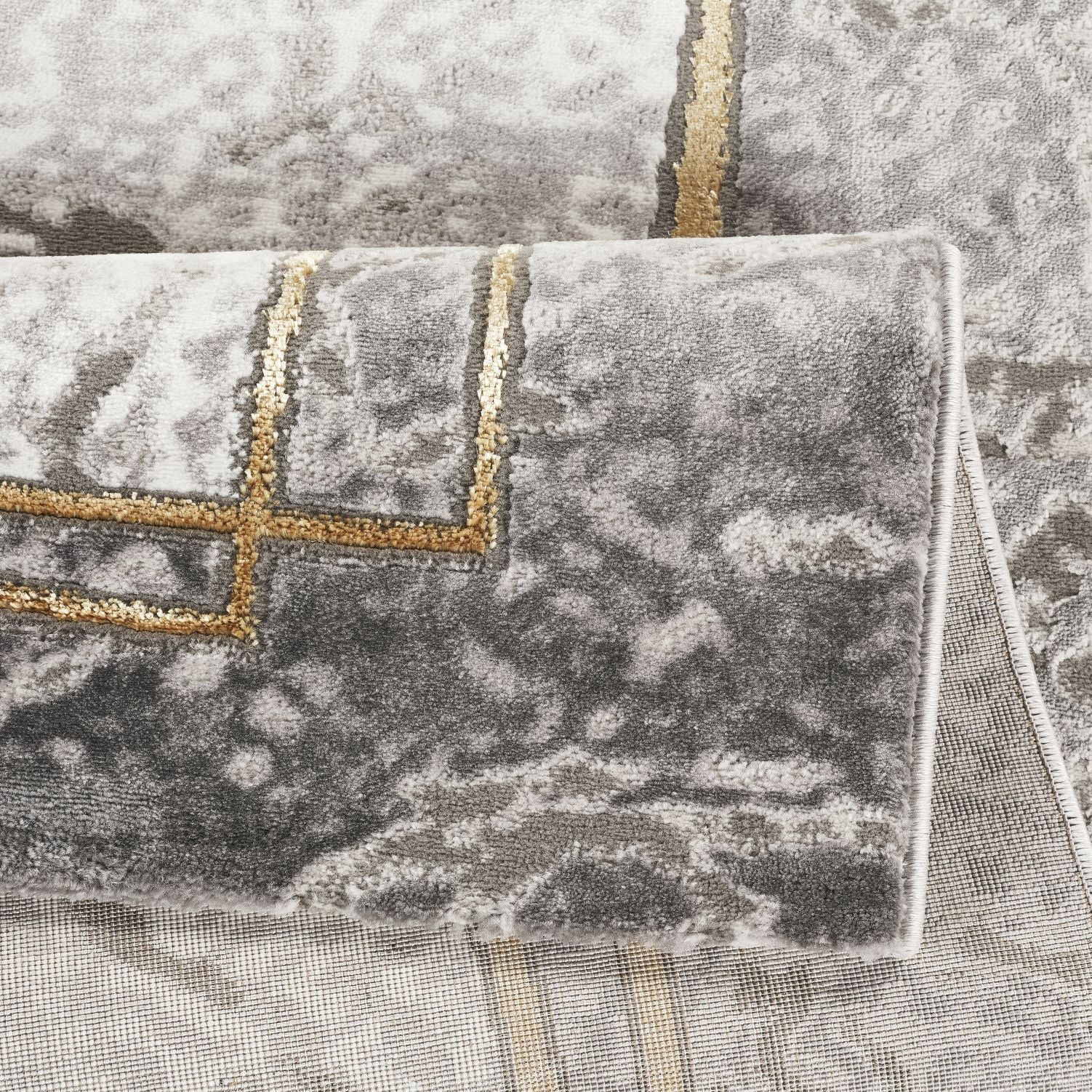Marmaris E528A Modern Area Rug L.Grey V.Gold - Quality Rugs and Furniture