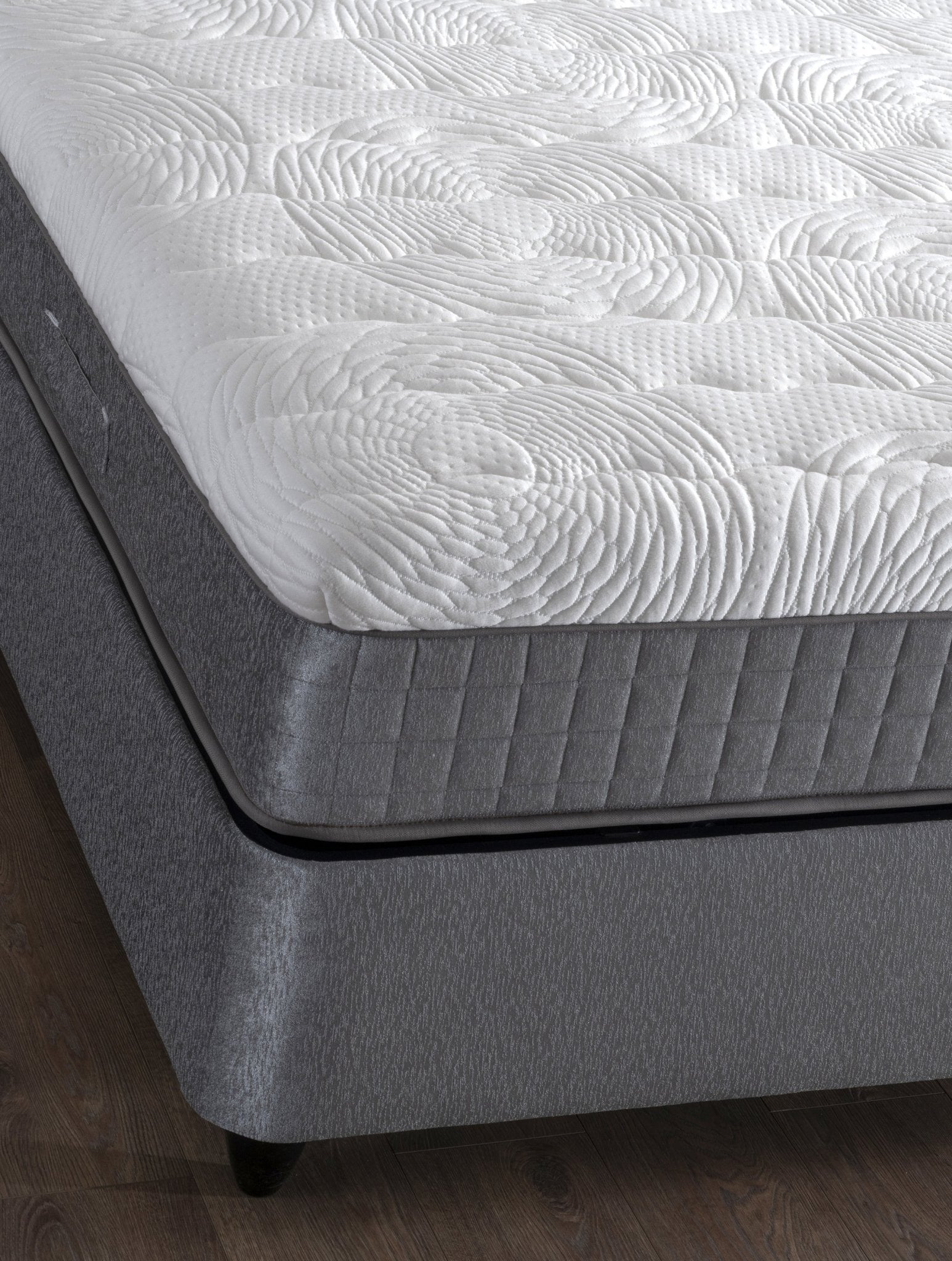 Ultimate Comfort Premium Queen Mattress - Quality Rugs and Furniture