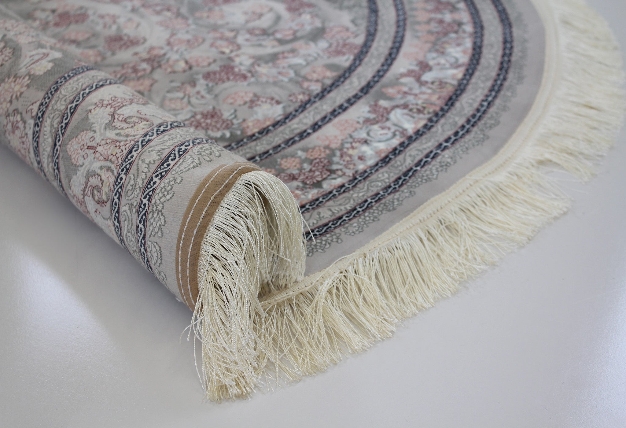 Jasmine 3179 Silver Traditional Round Rug - Quality Rugs and Furniture