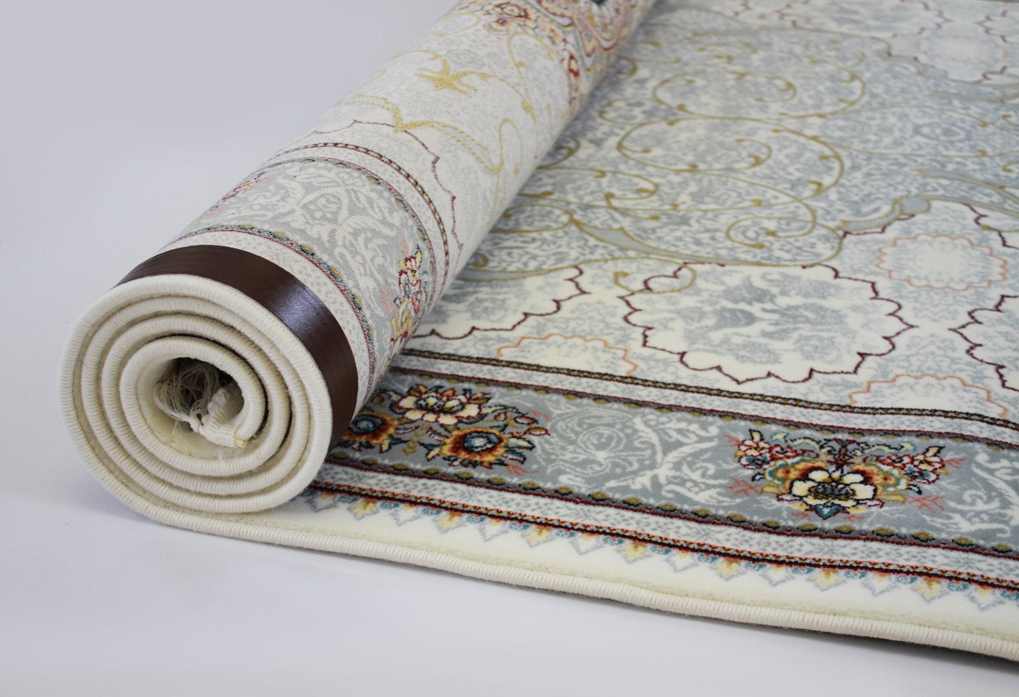 Mash 722364 Cream Persian Traditional Rug - Quality Rugs and Furniture