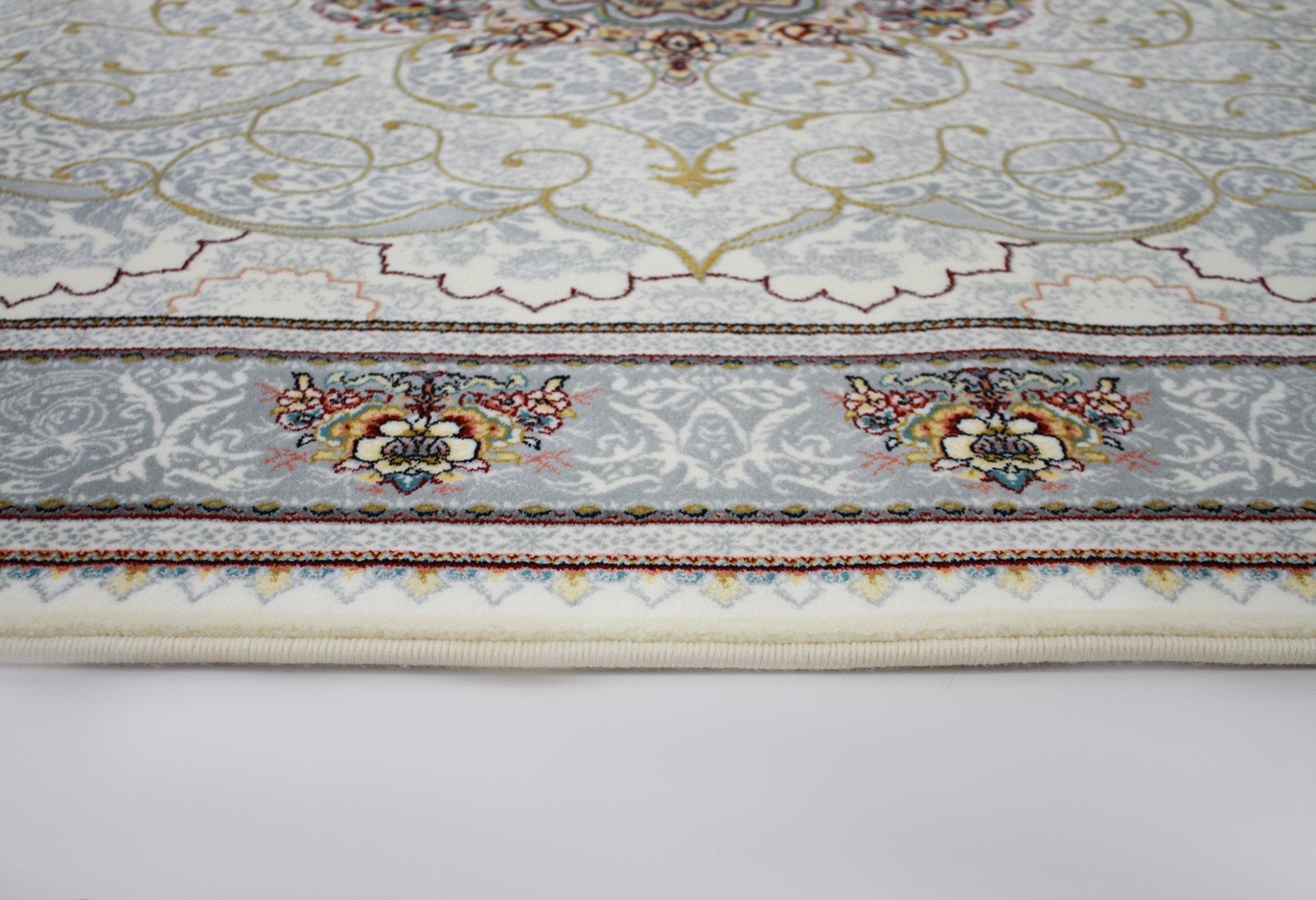 Mash 722364 Cream Persian Traditional Rug - Quality Rugs and Furniture