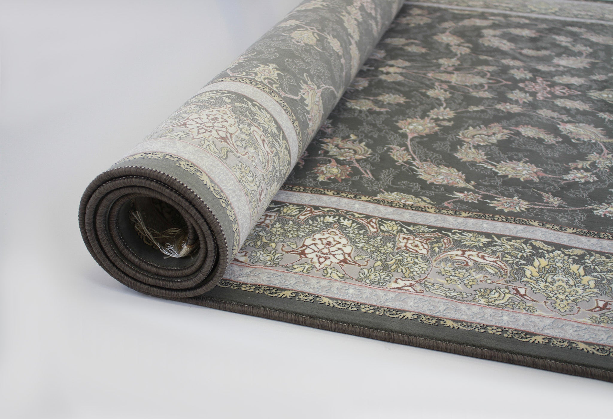 Romina 3182 Smoke Traditional Rug - Quality Rugs and Furniture