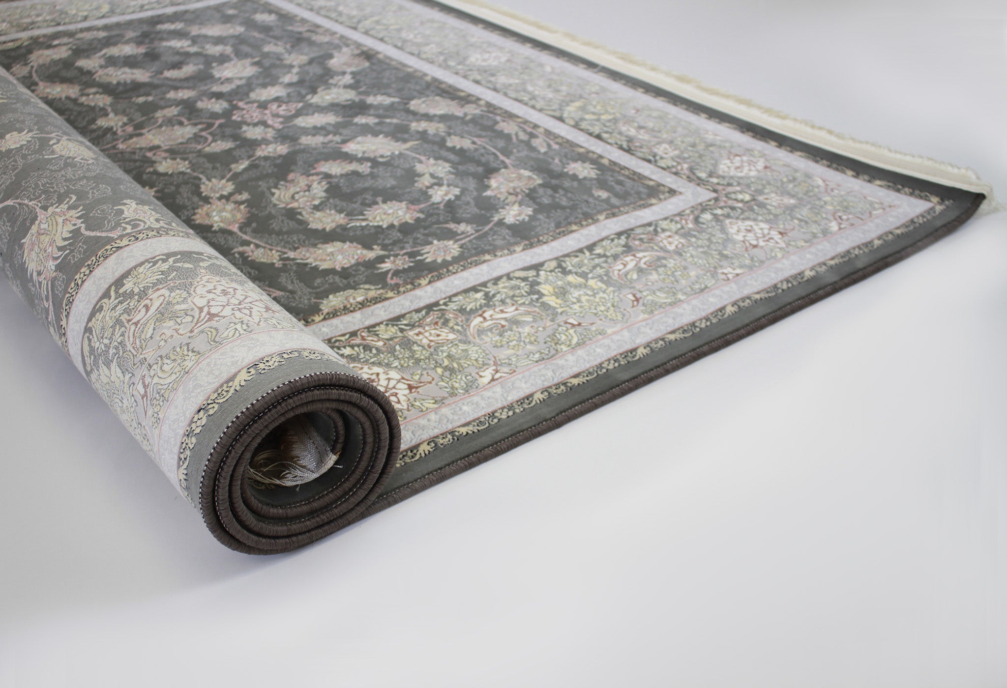 Romina 3182 Smoke Traditional Rug - Quality Rugs and Furniture