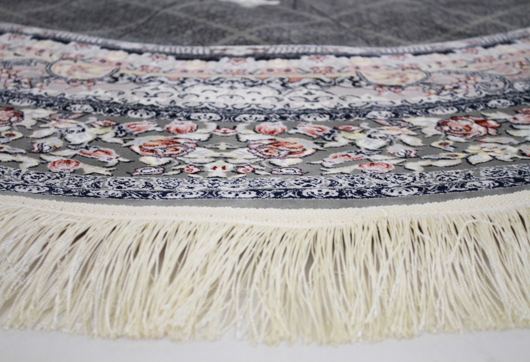 Timche 3184 Smoke Traditional Round Rug - Quality Rugs and Furniture