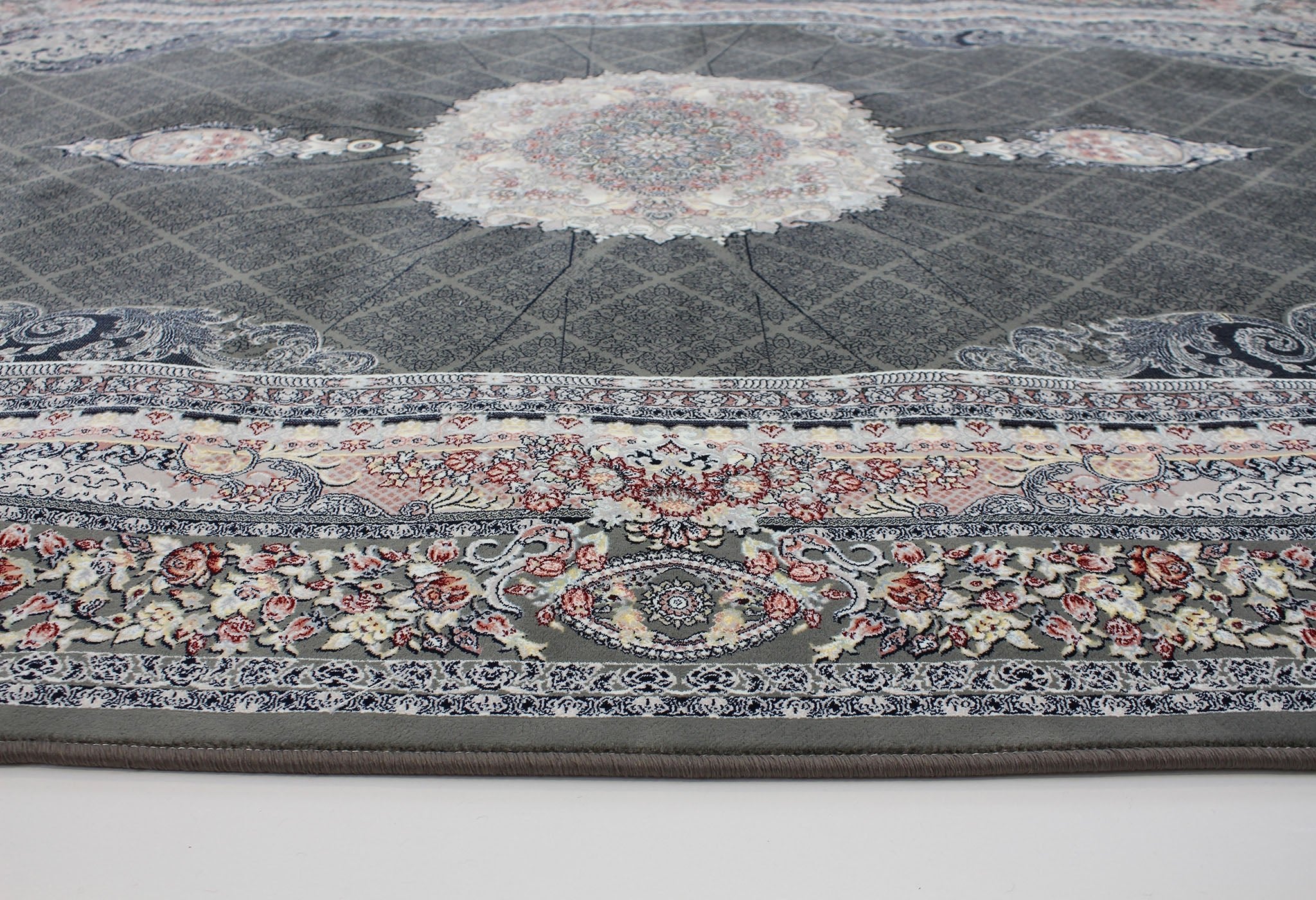 Timche 3184 Smoke Traditional Rug - Quality Rugs and Furniture