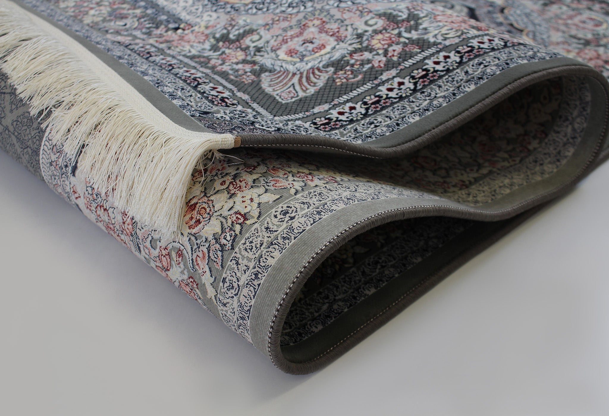 Timche 3184 Smoke Traditional Rug - Quality Rugs and Furniture