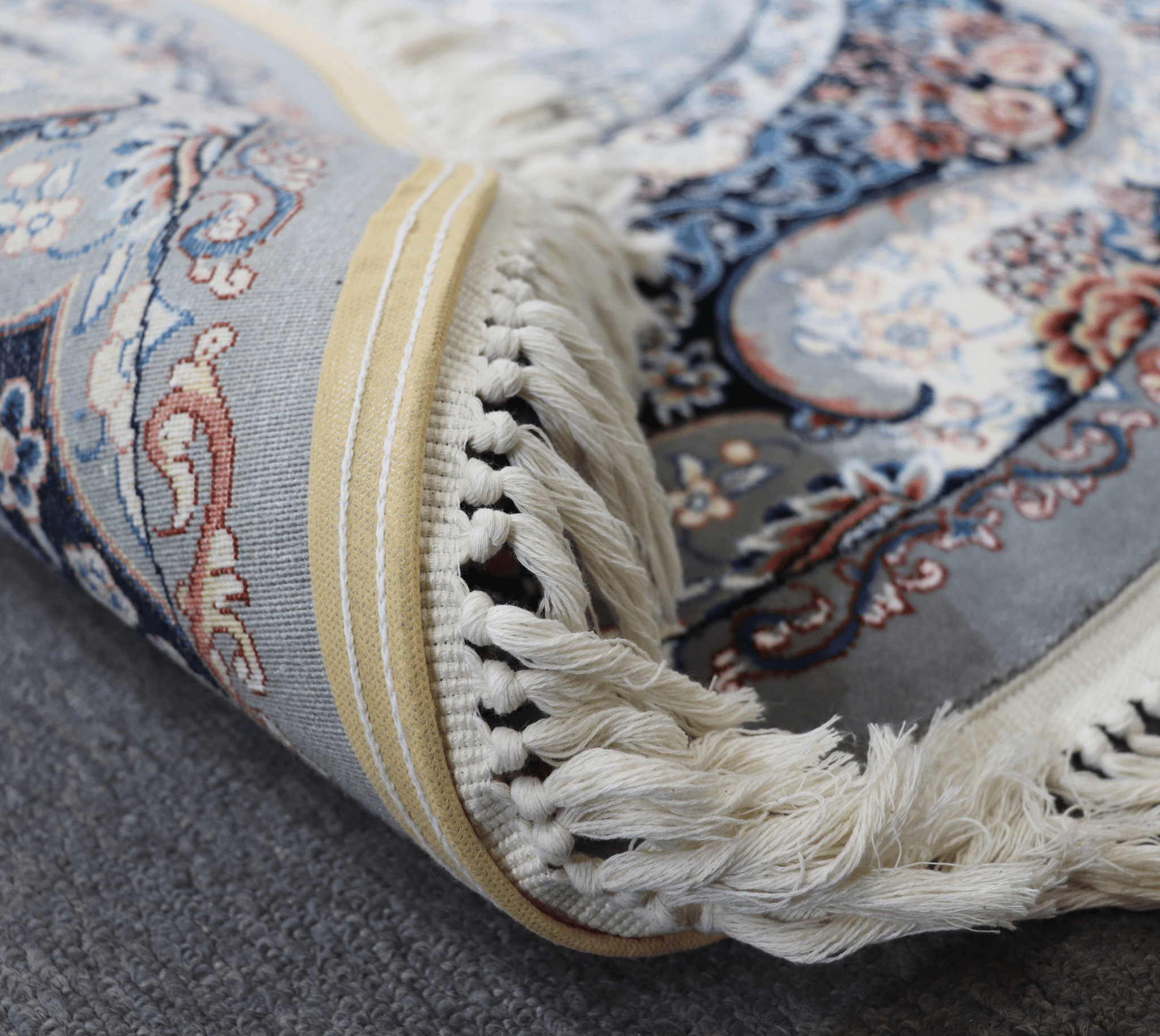 Zomorod 25038 Grey Round Traditional Rug - Quality Rugs and Furniture